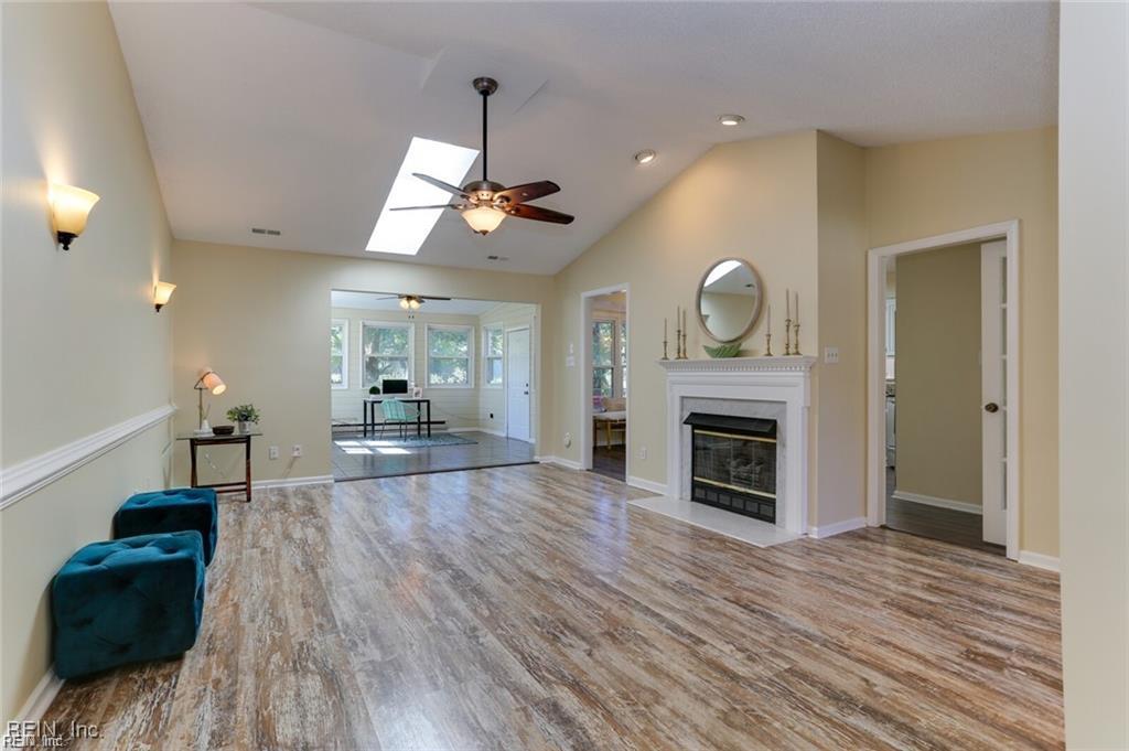 450 Supplejack Ct Property Photo 2