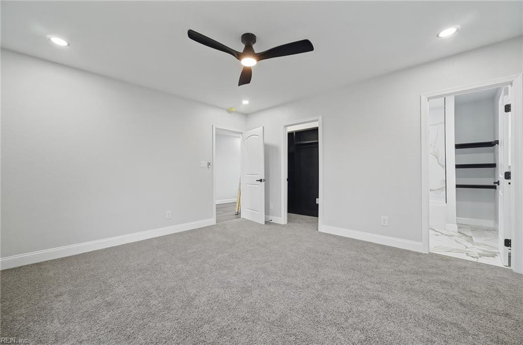 1136 35th St Property Photo 21