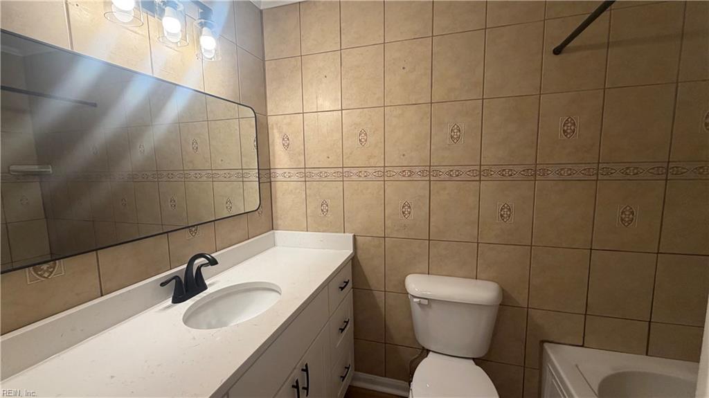 6409 Duquesne Pl Property Photo 9