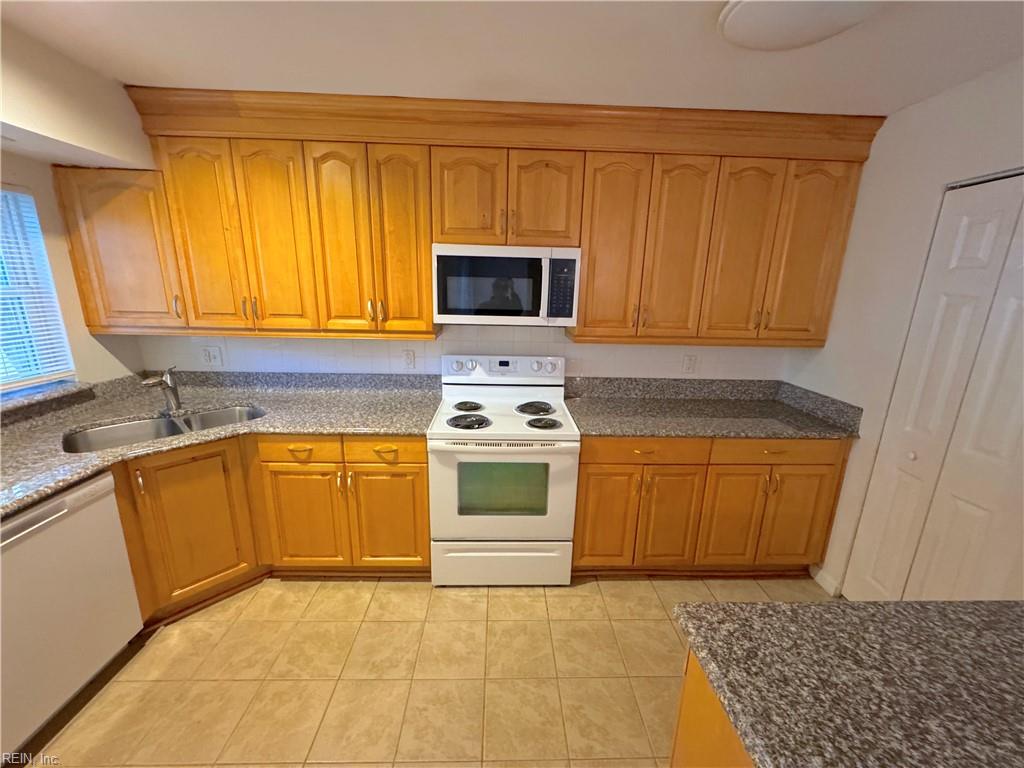 5611 Morningside Ct Property Photo 23