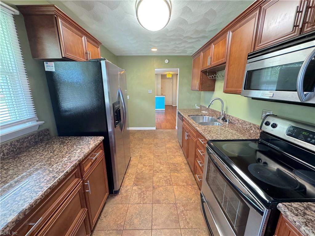 753 De Laura Ln Property Photo 23