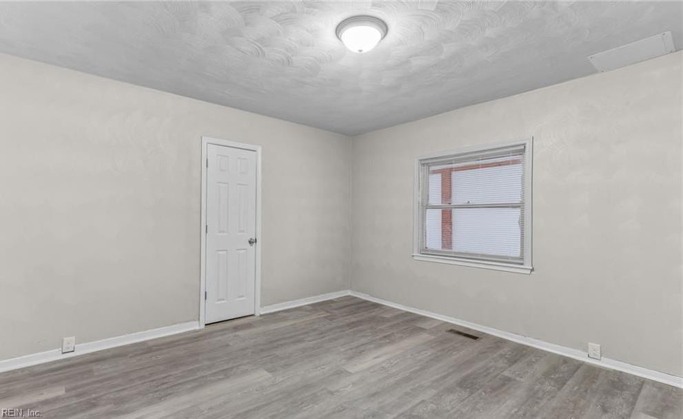 201 Central Ave Property Photo 9