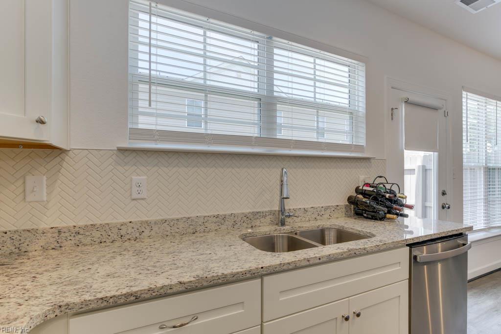 2416 Fieldsway Dr Property Photo 15
