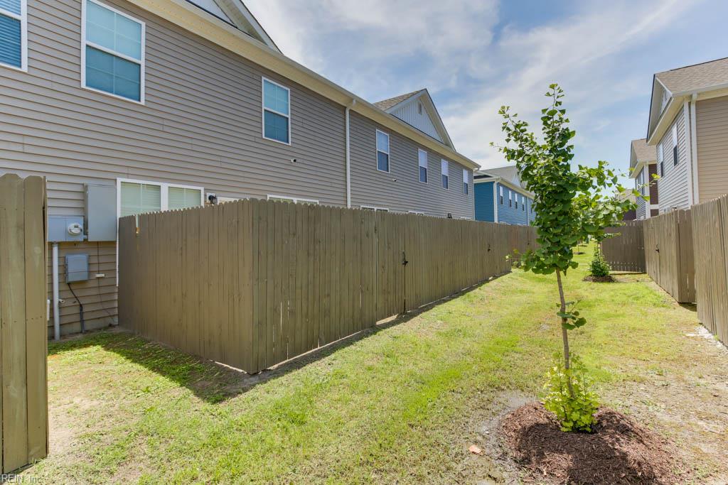 2416 Fieldsway Dr Property Photo 32