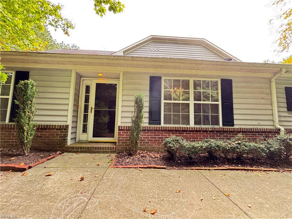 712 Commons Way Property Photo 2
