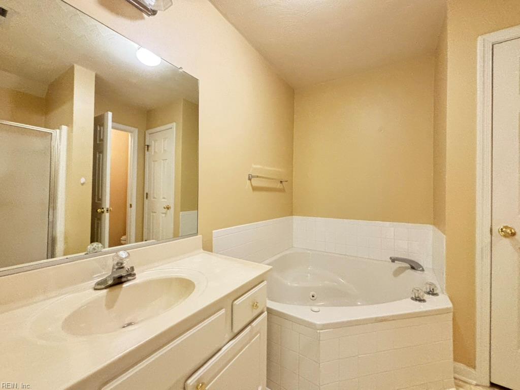 712 Commons Way Property Photo 15