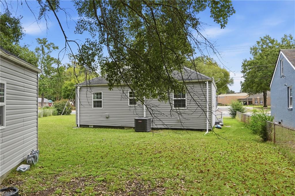 101 Decatur St Property Photo 15