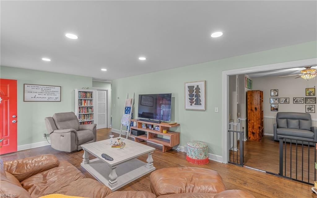 4904 Briarwood Ln Property Photo 24