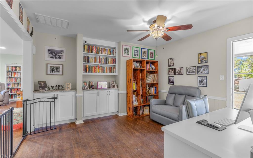 4904 Briarwood Ln Property Photo 26