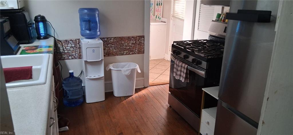 110 Maxwell Ave Property Photo 4