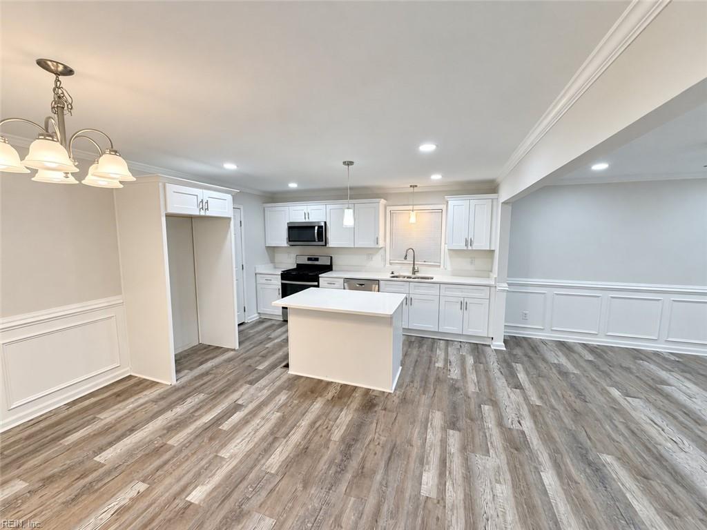 2721 Moton St Property Photo 2