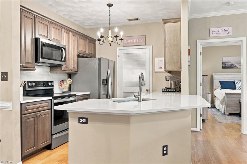 2849 Rose Garden Way Property Photo 7