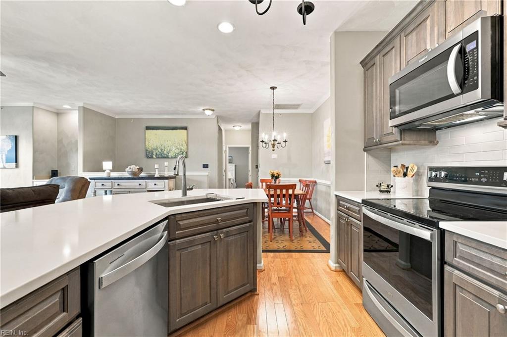 2849 Rose Garden Way Property Photo 10