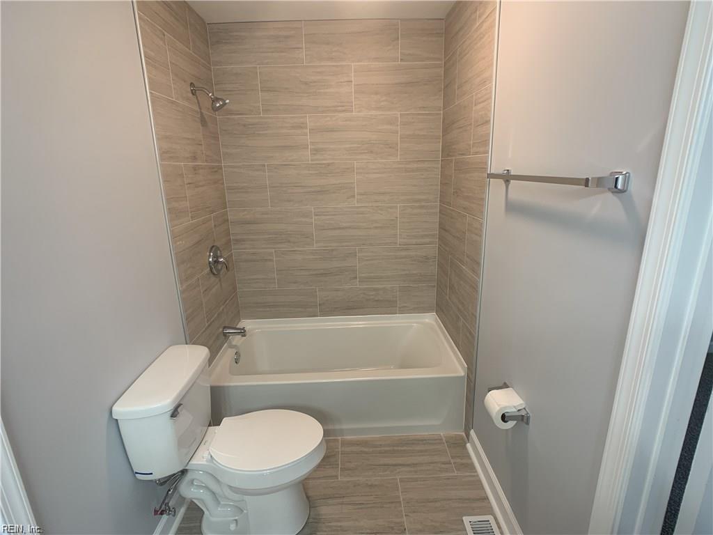 3261 Yellow Pine Cres Property Photo 9