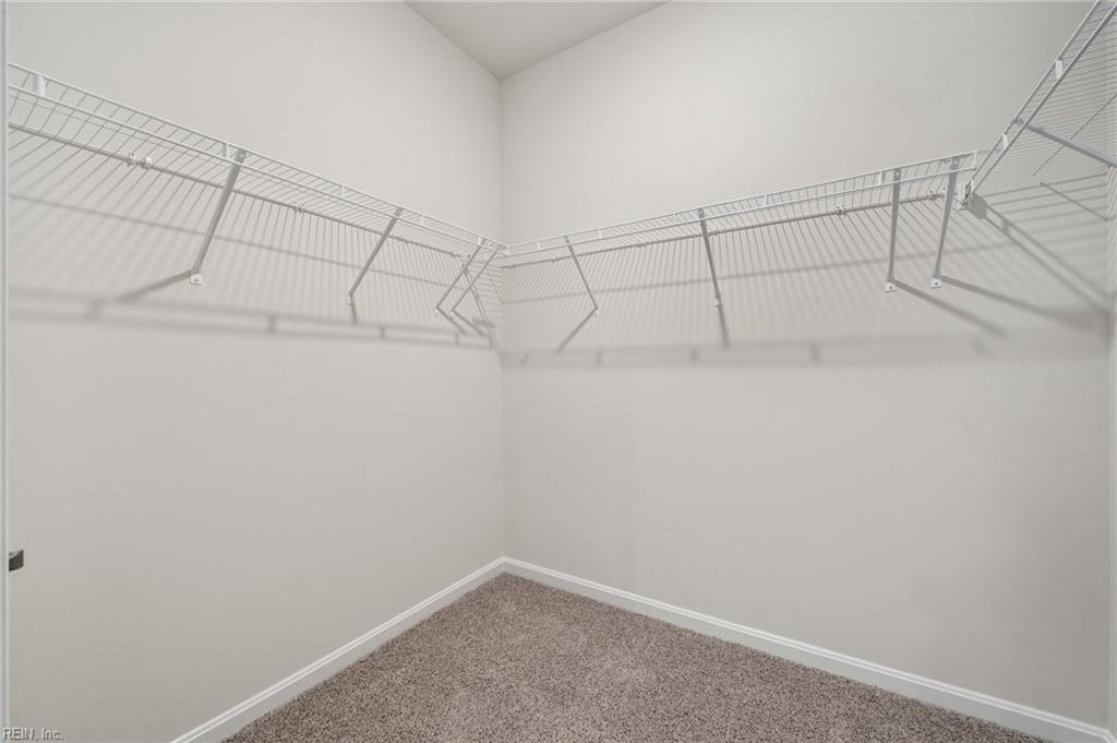 215 Michigan Ave Property Photo 18