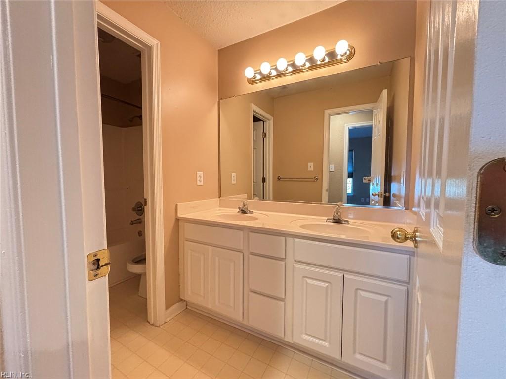 5321 Larkins Lair Ct Property Photo 35