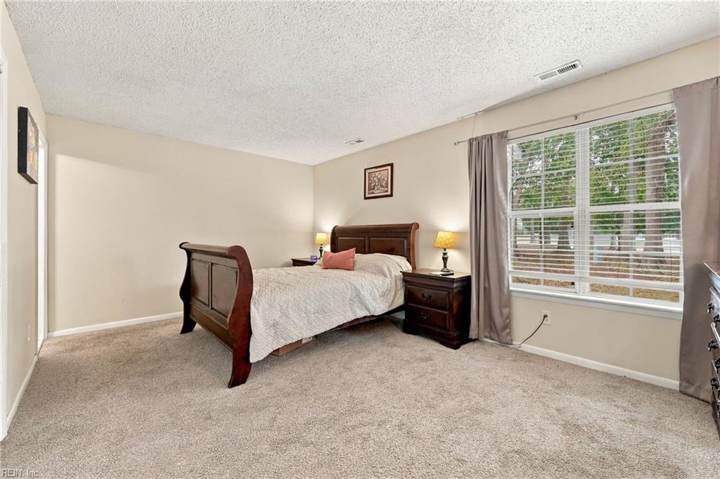 1013 Villas Ct Property Photo 22