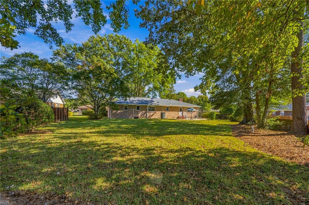 1037 Five Forks Rd Property Photo 10