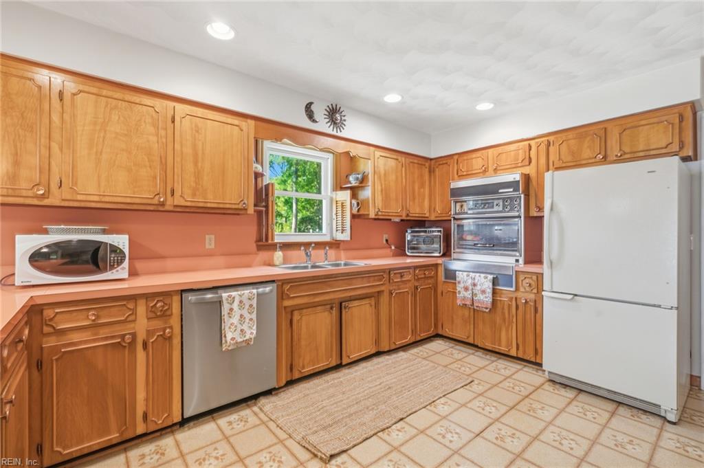 1037 Five Forks Rd Property Photo 30