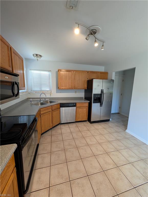 1103 Mill Pond Ct Ct Property Photo 6
