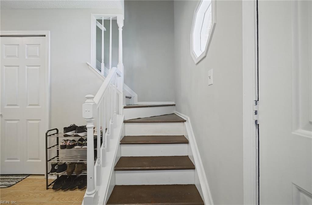3428 Landstown Ct Property Photo 16