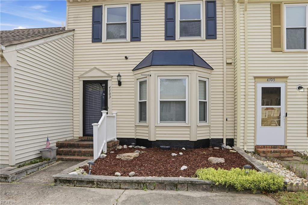 4703 Ashbury Ln Property Photo 2