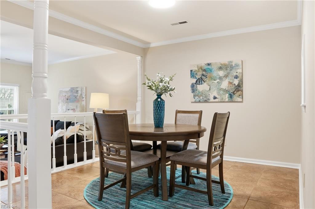 4703 Ashbury Ln Property Photo 4