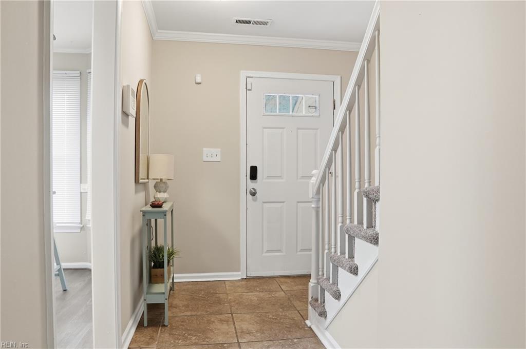 4703 Ashbury Ln Property Photo 7