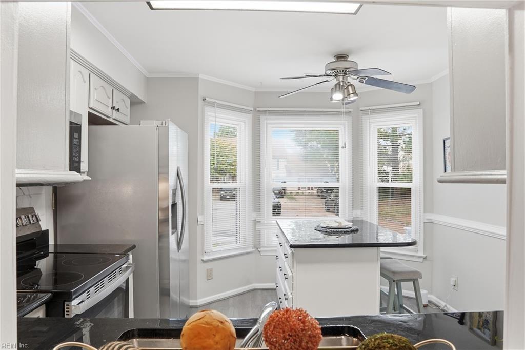 4703 Ashbury Ln Property Photo 12