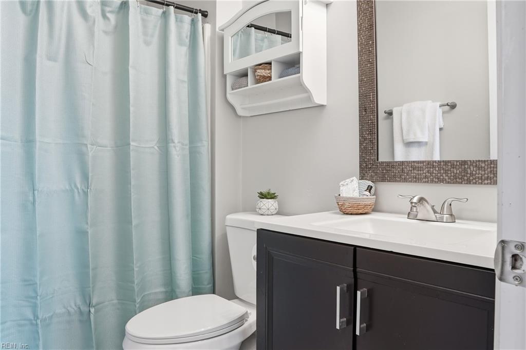 4703 Ashbury Ln Property Photo 25