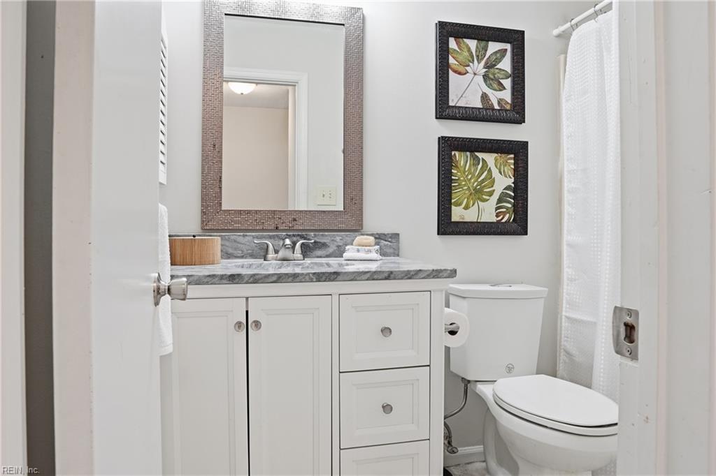 4703 Ashbury Ln Property Photo 28