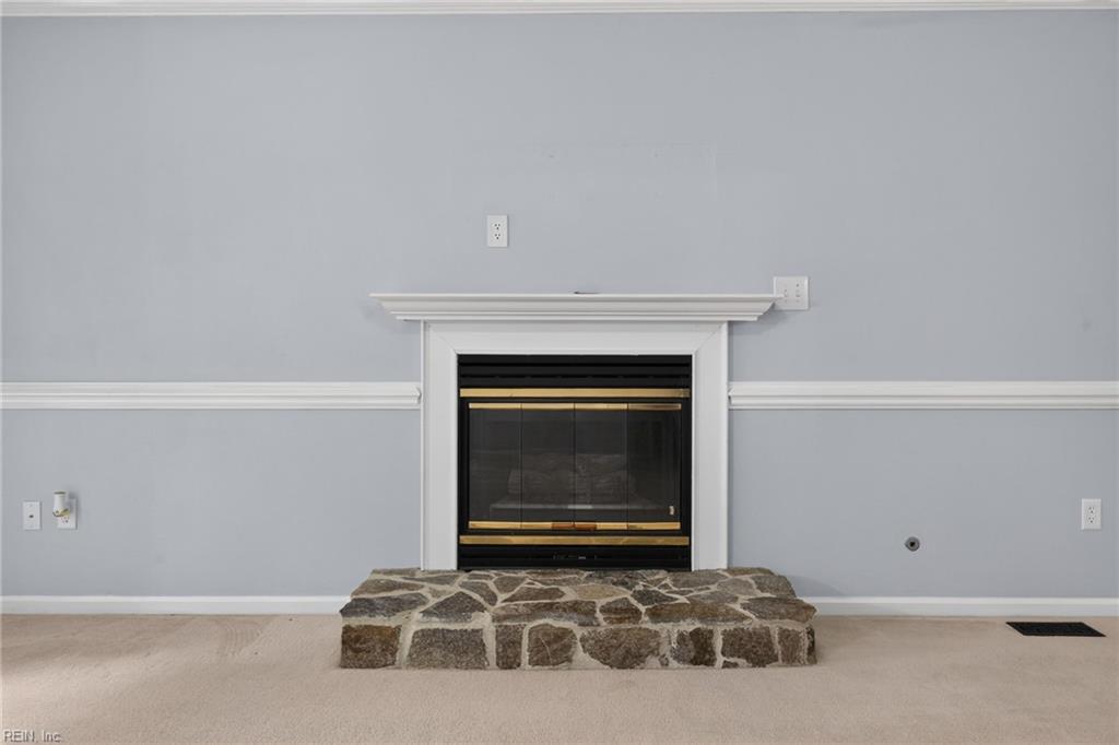 102 Sherwood Ln Property Photo 9