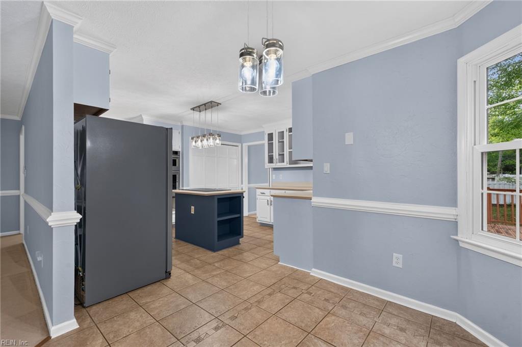 102 Sherwood Ln Property Photo 11