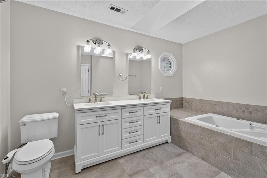 102 Sherwood Ln Property Photo 25