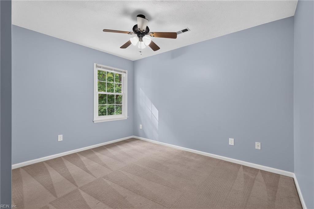 102 Sherwood Ln Property Photo 34