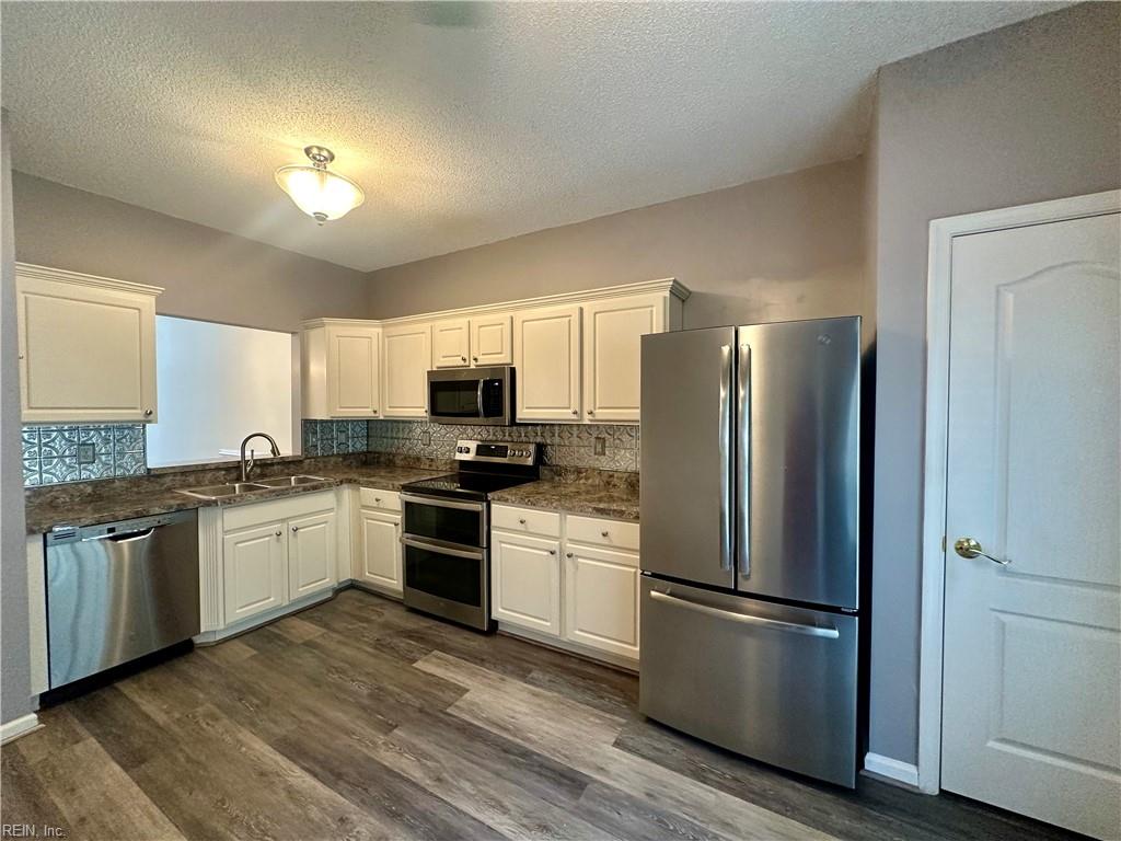 1504 Sawgrass Ln Property Photo 7