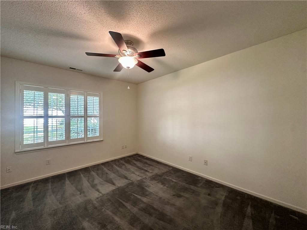 1504 Sawgrass Ln Property Photo 8