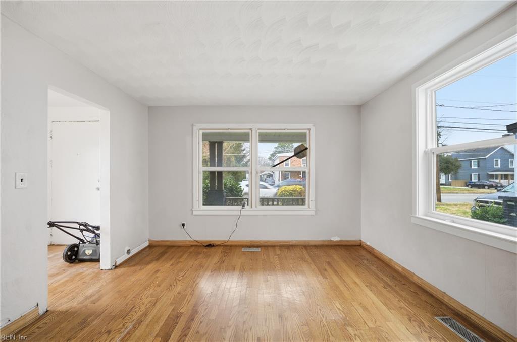 1408 Wilson Rd Property Photo 5