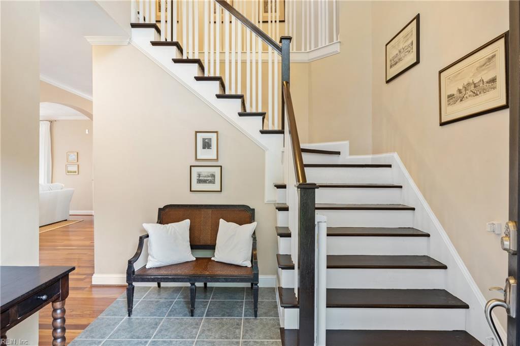 1817 Capel Manor Way Property Photo 3