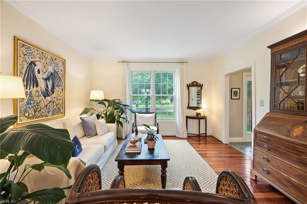1817 Capel Manor Way Property Photo 7