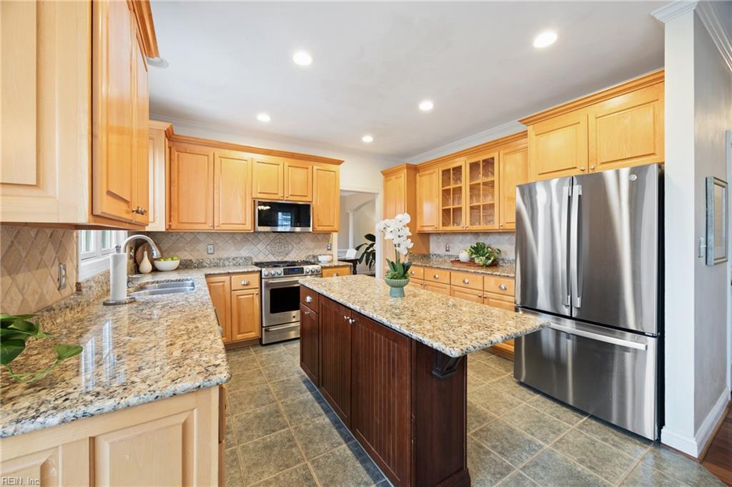 1817 Capel Manor Way Property Photo 13