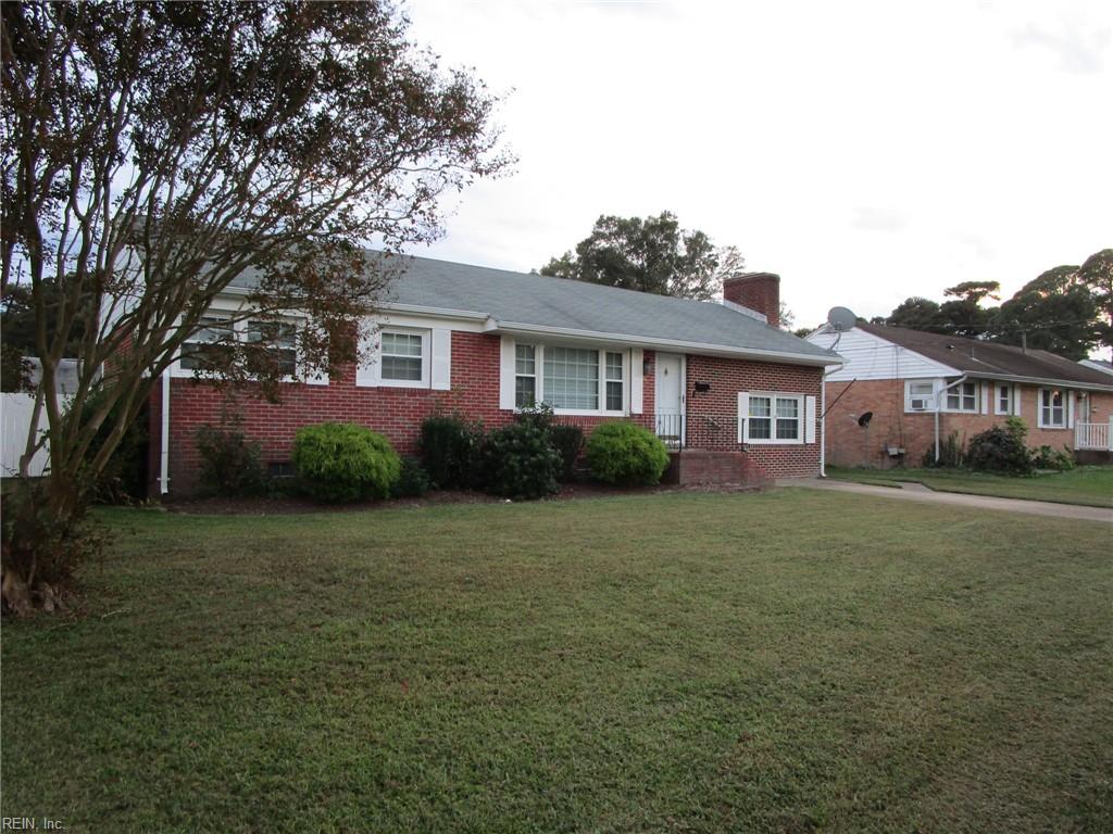 14 Woodburn DR Property Photo 1