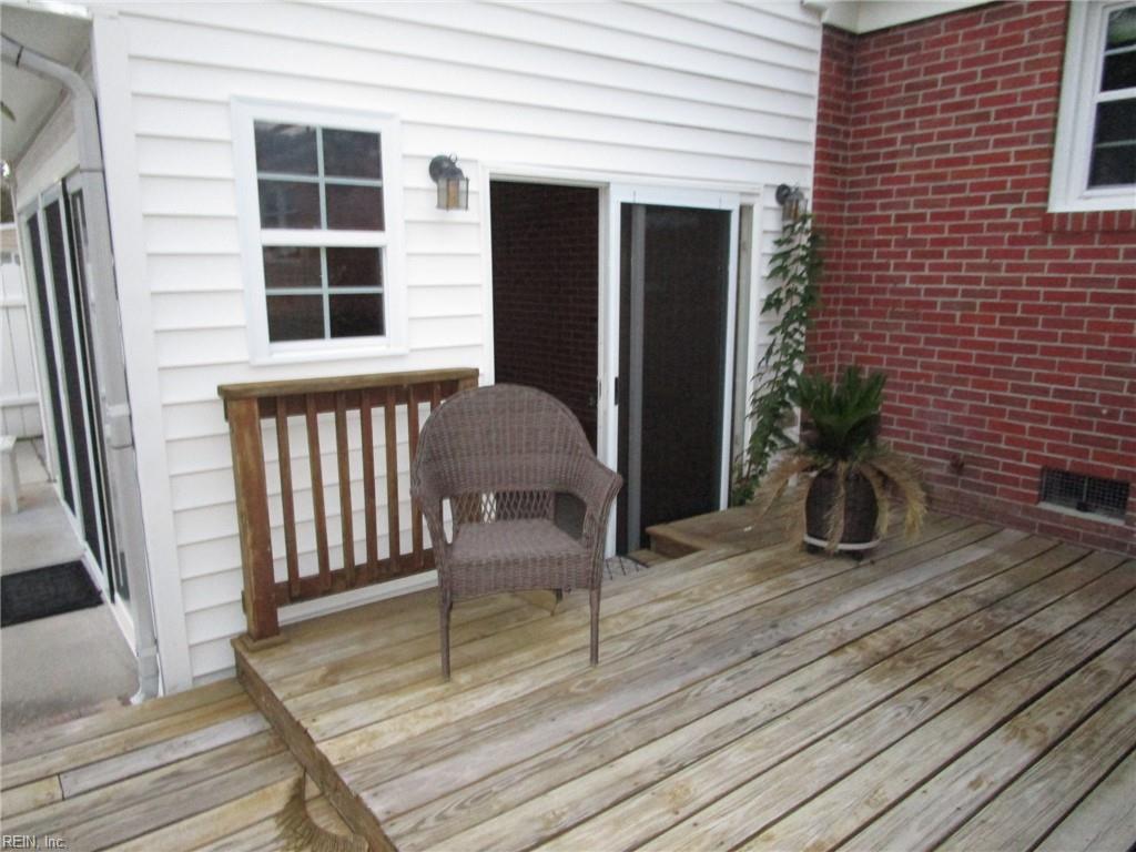 14 Woodburn Dr Property Photo 11