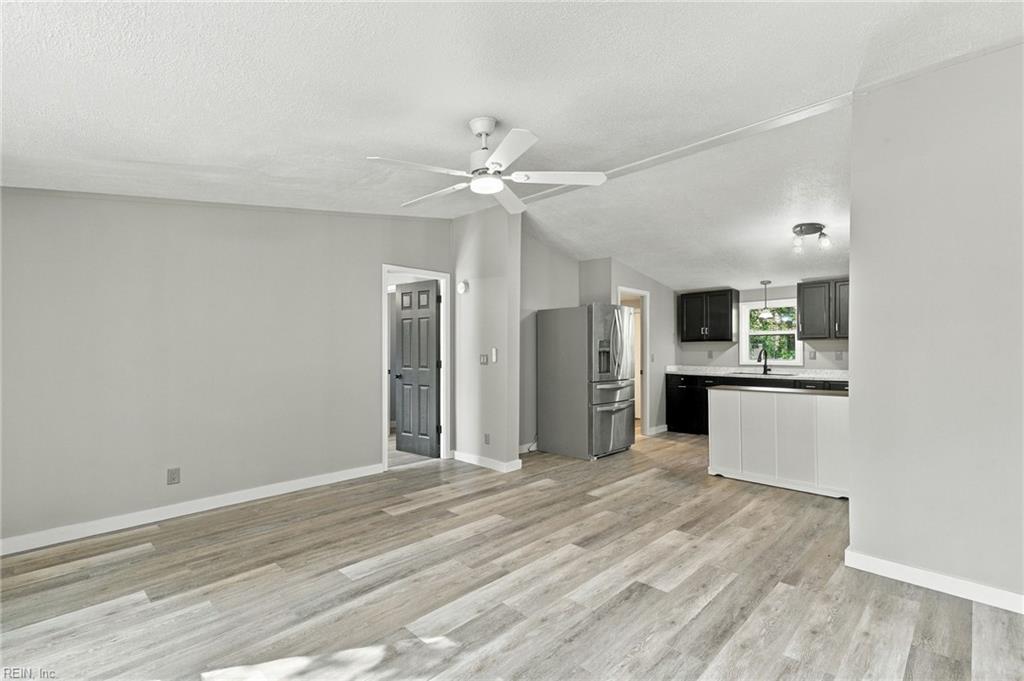 349 Morris Ln Property Photo 9