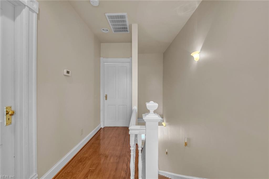449 Dinwiddie St Property Photo 22