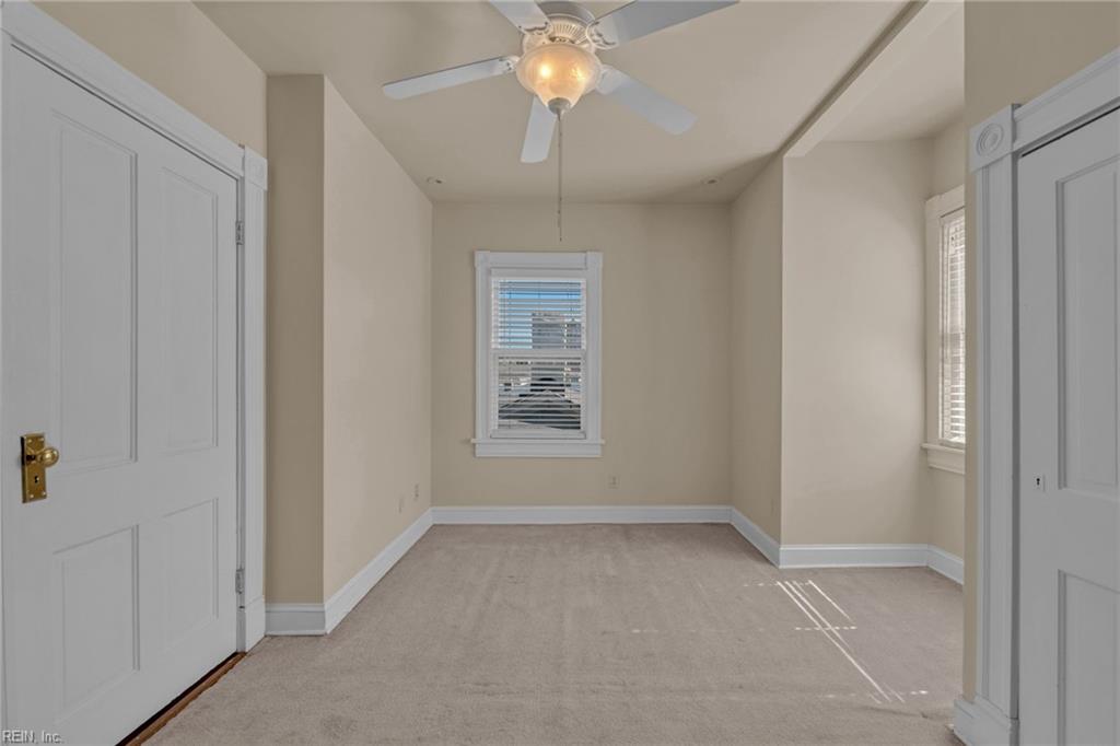 449 Dinwiddie St Property Photo 27
