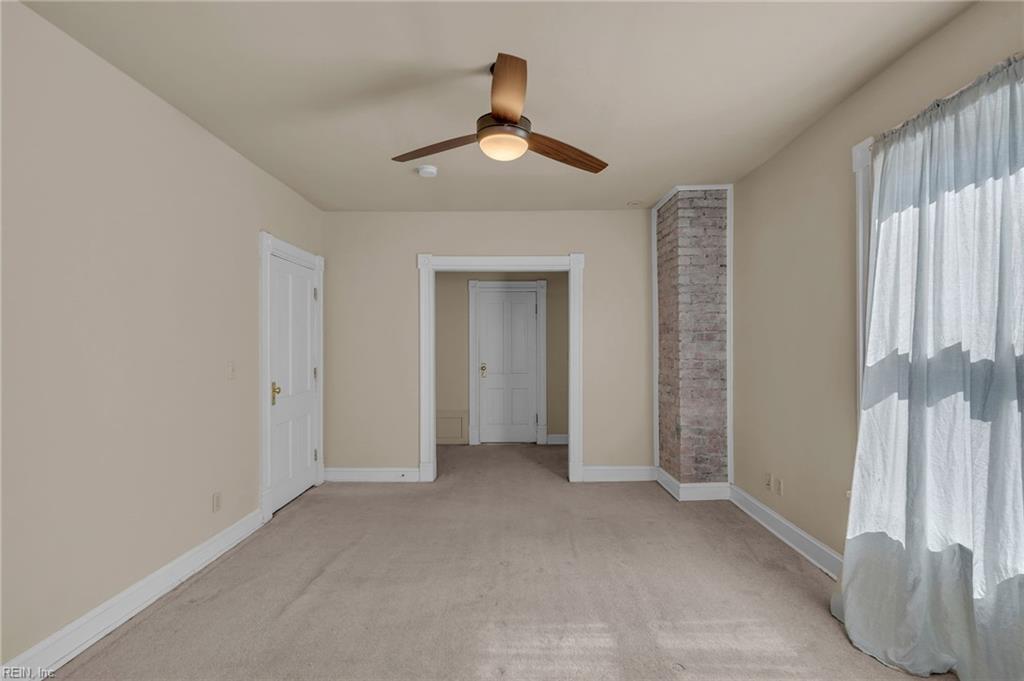 449 Dinwiddie St Property Photo 33