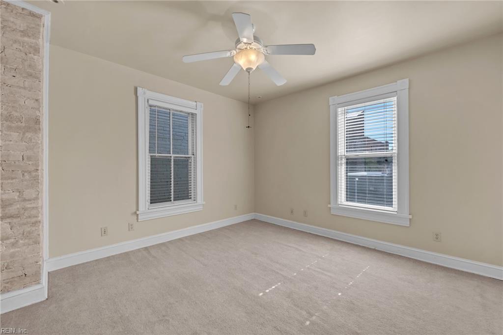 449 Dinwiddie St Property Photo 39