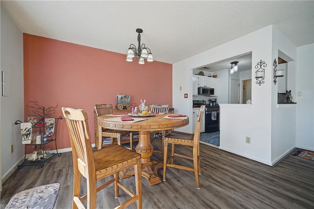 5101 Heathglen Cir Property Photo 5
