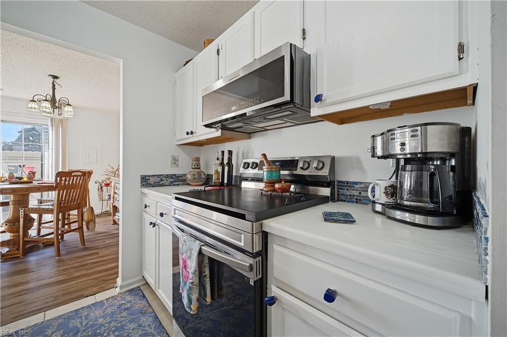 5101 Heathglen Cir Property Photo 9